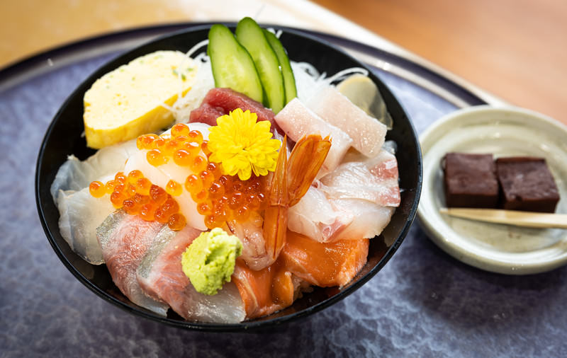 【2025年最新】広島駅の新名所「ミナモア」人気店を徹底解説！ランチ・グルメからお土産までおすすめ15選