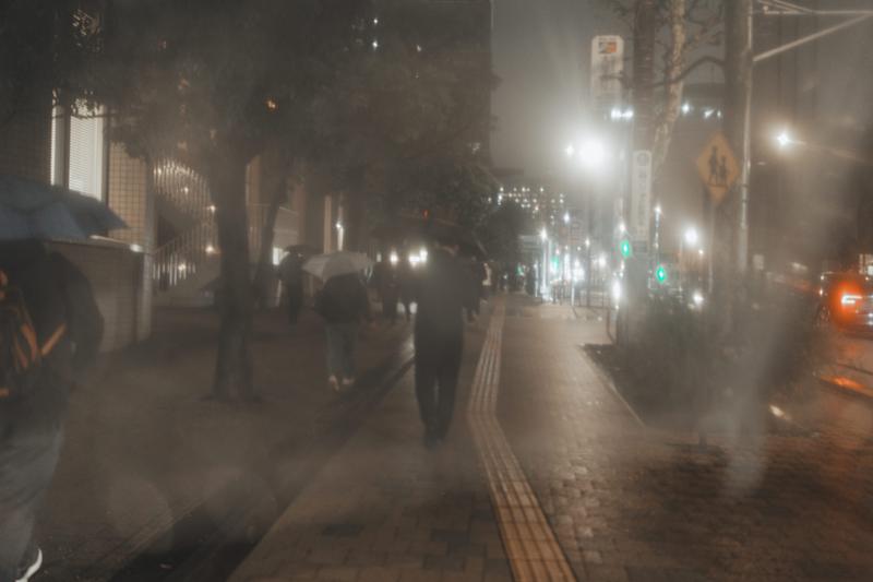 雨が降る仕組みを完全解説！雲はどうやってできる？水の大循環をわかりやすく紹介